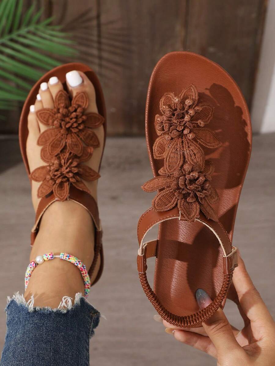 Floréa | Sandali con Fiori Ricamati e Soletta Ortopedica